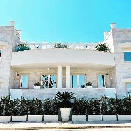La Caletta Suite Torre Canne Exterior photo